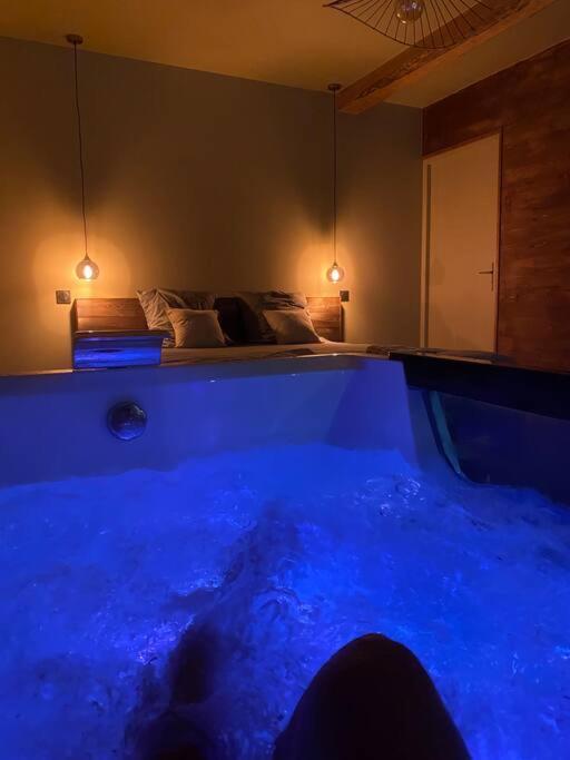 Superbe Appartement Avec Jacuzzi Et Jardin Prive Marlhes المظهر الخارجي الصورة
