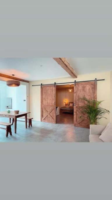 Superbe Appartement Avec Jacuzzi Et Jardin Prive Marlhes المظهر الخارجي الصورة